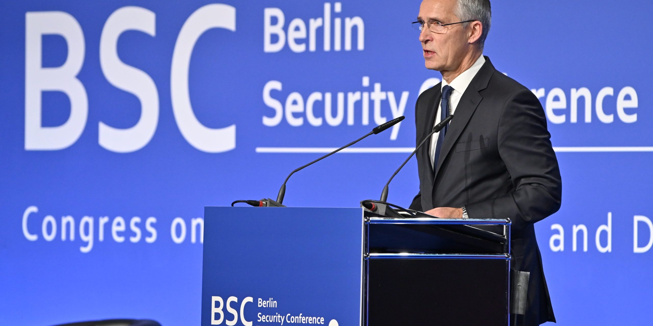 At Berlin Security Conference NATO Secretary General Jens Stoltenberg underlined the cohesion of NATO allies. (Photo: BS/Boris Trenkel)